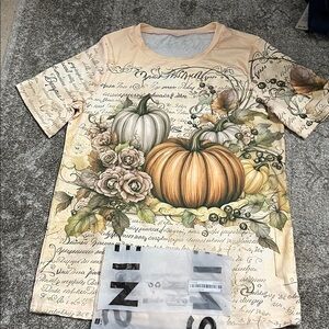 NEW Pumpkin and Floral Graphic T-Shirt Thanksgiving Fall